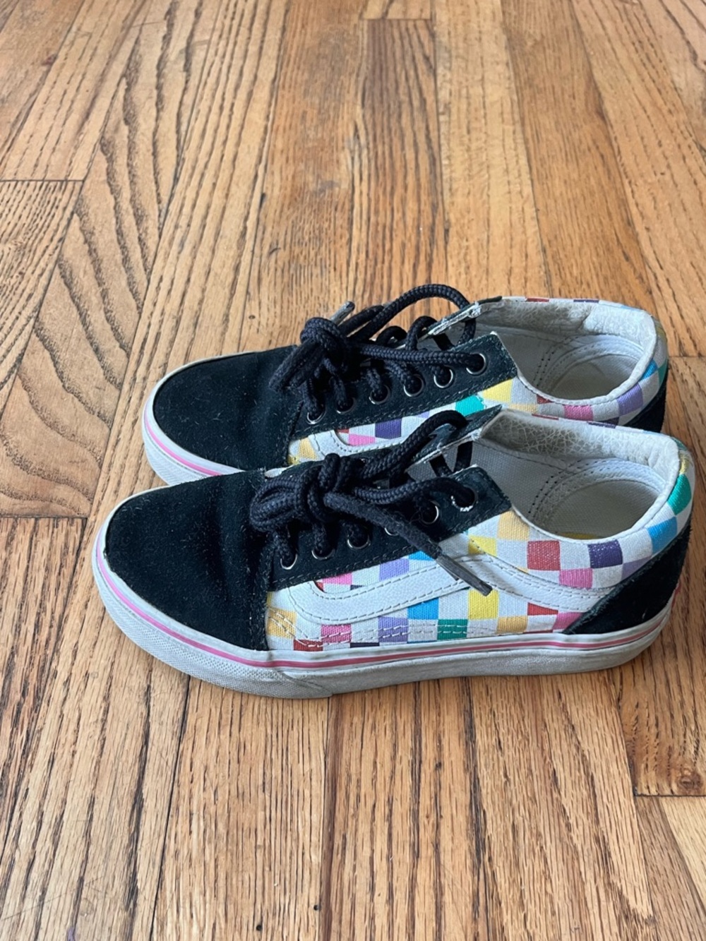 Vans Girls Low-Top Checkerboard Sneakers in Black and Multicolor Sz 13.5
